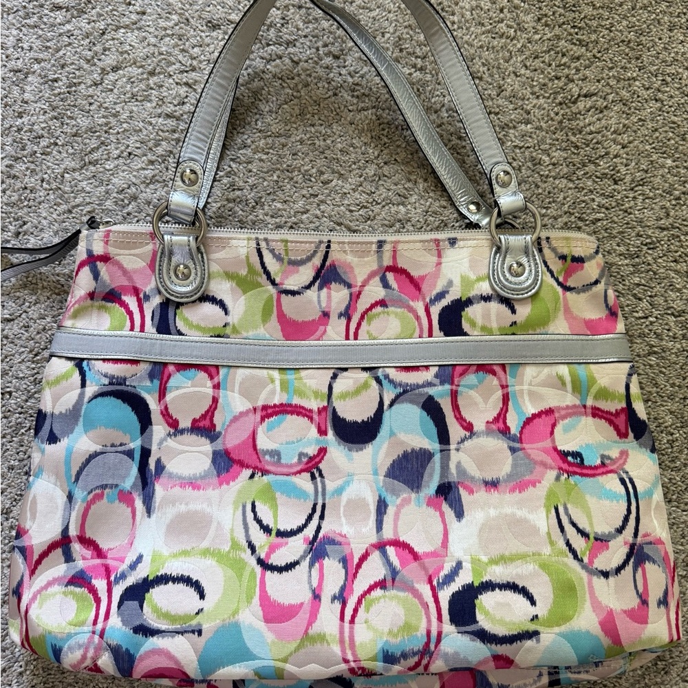 Coach • Multicolor Signature Tote Bag - Picture 2 of 3